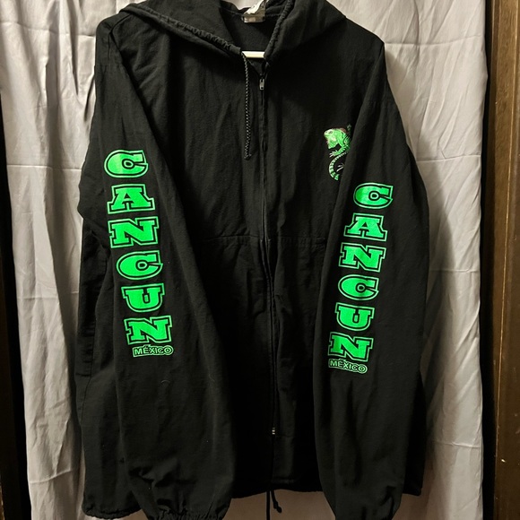 Stylish Black Hooded Jacket with Green Lettering & Design - Picture 4 of 10